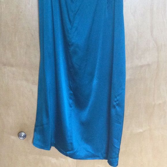 Alexis Cadiz Sweetheart Puff- Sleeve Silk .... - Picture 11 of 13